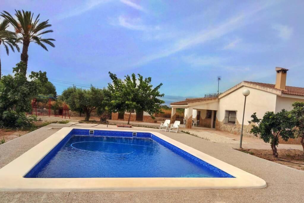 Villa Rustica Privada Con Gran Chalet Y Piscina Elche Kültér fotó